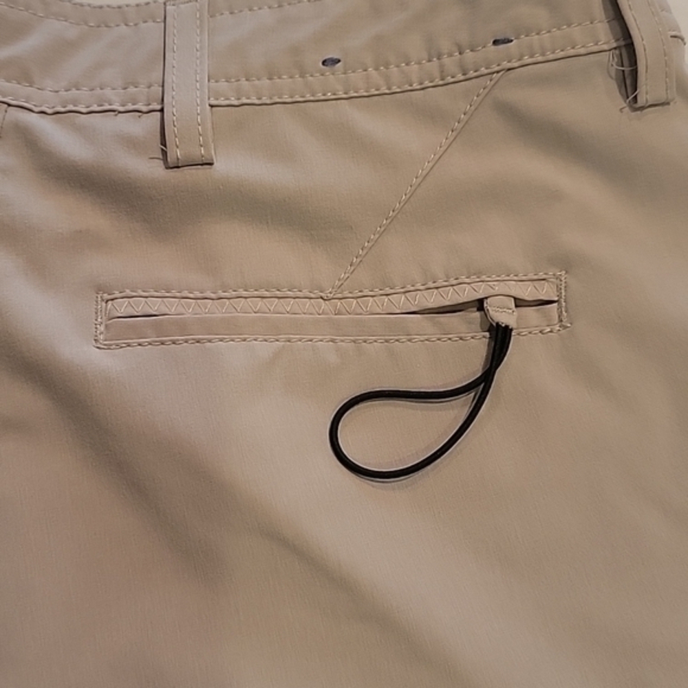 QUIET STORM KHAKI POLYESTER SHORTS (sz 29) - Picture 5 of 6